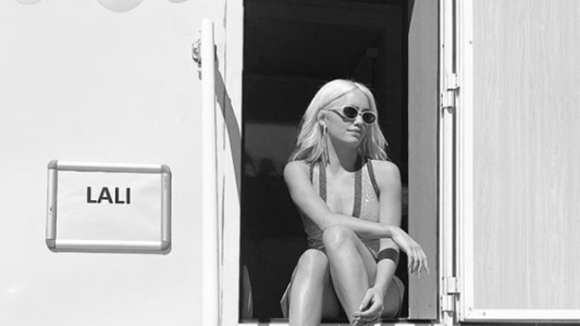 Tras el parate por la pandemia, Lali volvió a rodar en España