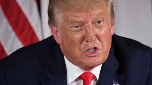 Trump aumenta restricciones sobre TikTok y WeChat