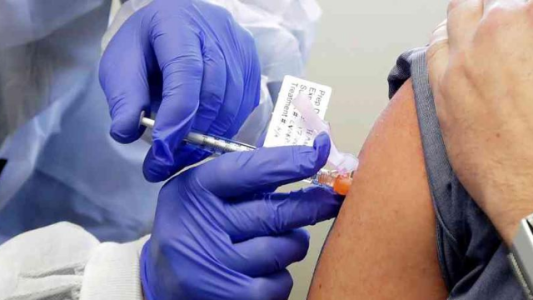 Vacuna contra el COVID en Argentina: comenzaron las pruebas a los voluntarios