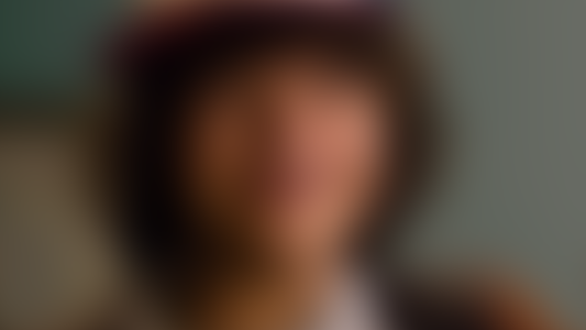 El joven actor que por la crisis ahora trabaja en un bar