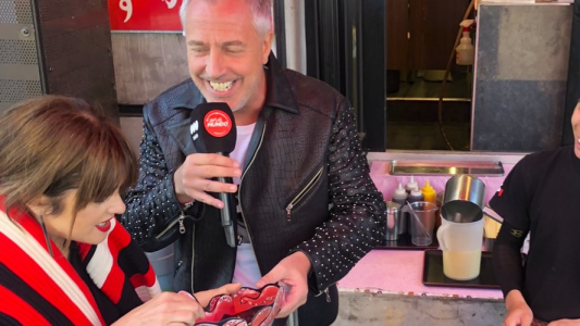 Marley y Araceli González comieron el pez más peligroso del mundo