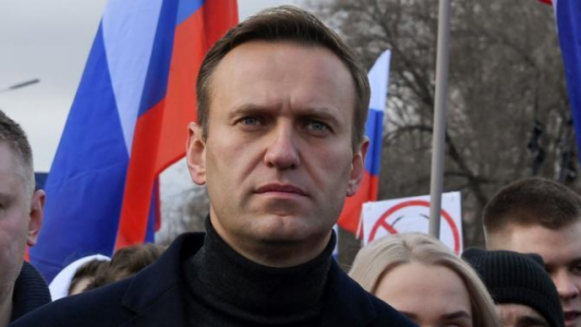 Confimaron que Alexei Navalny, principal opositor a Putin, fue envenenado