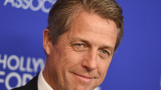 Hugh Grant cumple años y no vas a poder creer cuántos