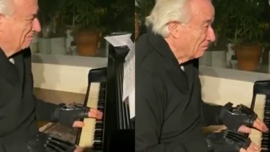 El pianista que gracias a unas prótesis volvió a tocar el piano tras 20 años