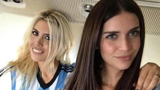 Zaira Nara le hizo un pícaro reclamo a su hermana Wanda