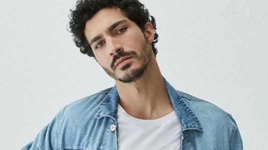 Explosivo cruce del Chino Darín con una seguidora