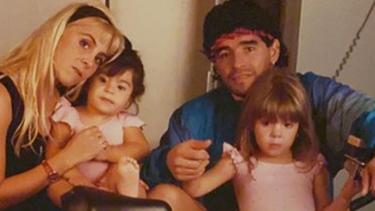 El shock de Claudia Villafañe, Dalma y Gianinna: "Bajaron corriendo del auto"