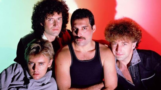 La despedida de Queen a Diego Maradona