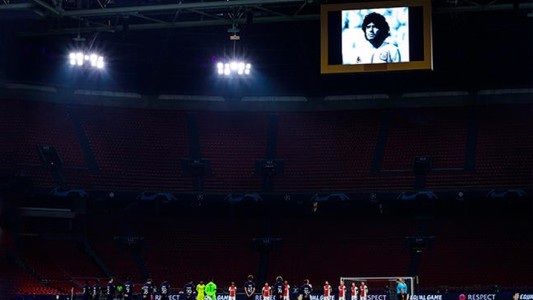 Emotivo homenaje a Maradona en Holanda
