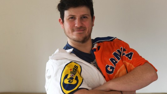 La foto retro de "Gamuza" de Cebollitas con Diego Maradona