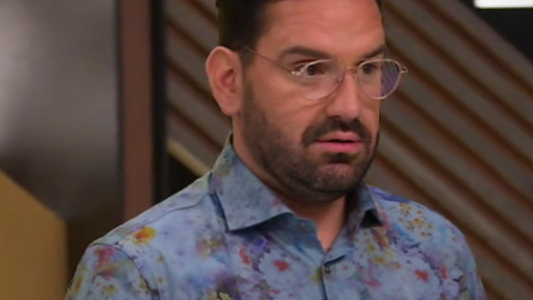 La cara del jurado cuando Cae se puso a cantar lo dice todo