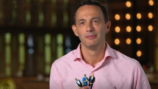 Los muñecos del jurado de Fernando Carlos