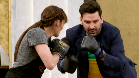 Tigresa Acuña boxeó Damián Betular lo dejó borde nocaut