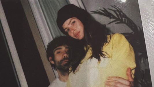 El sensual intercambio de fotos de La China Suárez y su novio español