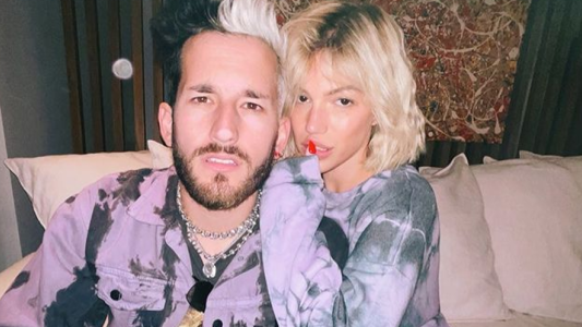 Dulce festejo Ricky Montaner Stefi Roitman primer mes casados