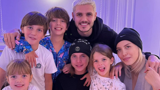 Mauro Icardi volvió Instagram: "Lo cerré porque perdí al póker en casa"