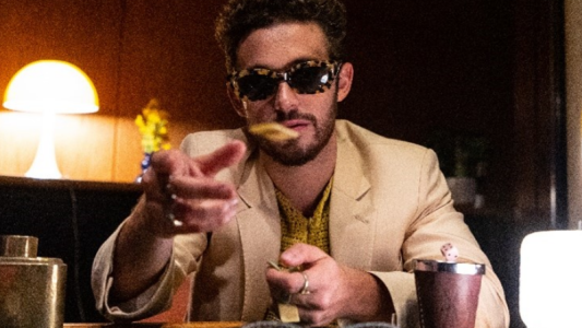 Lo nuevo de Ruggero : “Se Vive solo una Vida”