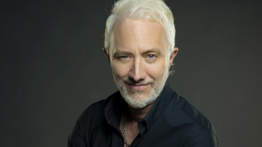 ¡Los invitados al punto de encuentro más famoso!