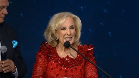 Mirtha Legrand, en los Martin Fierro 2022: "Hay que estar aquí a los 95 años, les juro que voy a seguir trabajando"