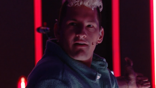 Fuerte advertencia Mau Ricky jurado