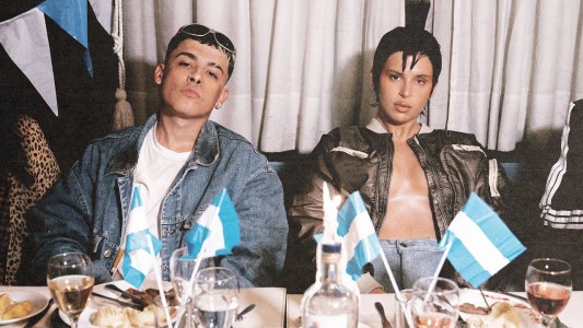 Desde Calamaro hasta De Paul: la mateada simbólica de Trueno y Nathy Peluso