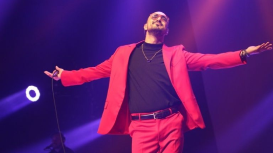 Abel Pintos firma un acuerdo exclusivo con Paramount