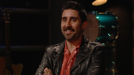 Cantaron un tema de Soda Stereo y conquistaron a Alex Ubago