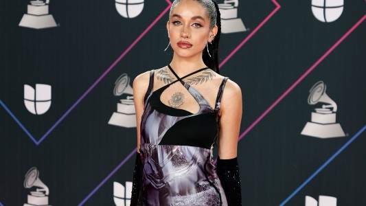 María Becerra dio un adelanto de su próxima canción: "Un reguetoncito a lo vieja escuela"