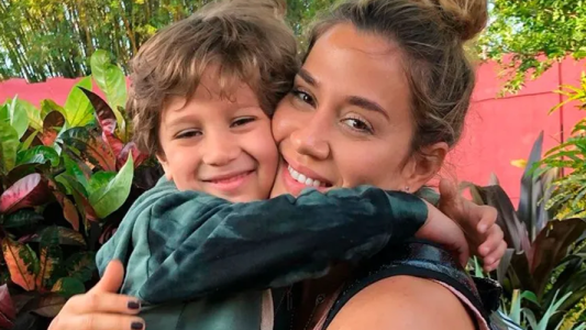 ¡Mucha emoción! Jimena Barón sorprendió a Momo con un viaje a Disney
