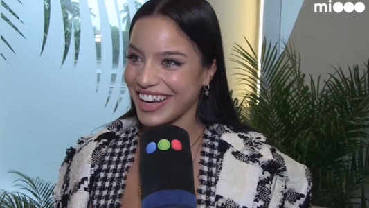 Emilia Mernes en los Latin Billboard:  su experiencia, su futuro musical y un imperdible ping pong