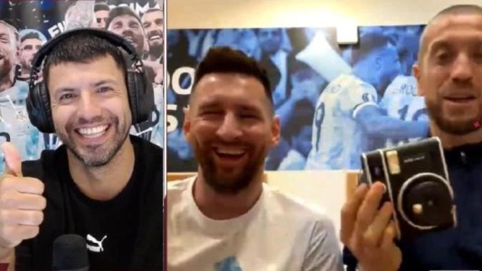 Los tres chiflados: el Kun mostró la intimidad de la Scaloneta en Qatar - #FlashChat