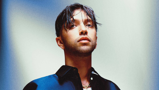 Abduccion artista reinventa conexion innata musica Bhavi Estadio Obras