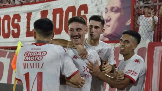 CONMEBOL Libertadores: Con un penal de Cóccaro, Huracán venció a Boston River y pasó de ronda