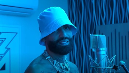 Con guiños a la Argentina y un palito para Piqué, Arcángel estrenó su Bizarrap Music Session