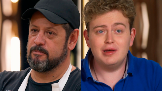 Aquiles Carlos sinceridad delantal negro Creo plato peor