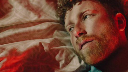 JP Saxe lanzó "I don't miss you" el single que escribió junto a John Mayer