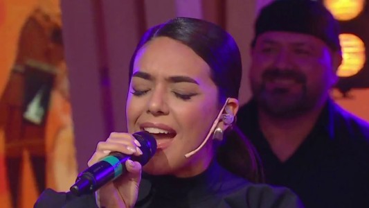 El deslumbrante show de Ángela Leiva en La Peña