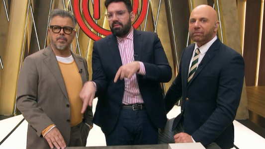 "Paso que te atrasás paso que le faltás", los consejos del jurado para cocinar tarteletas