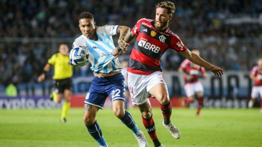 Racing sufrió pero rescató un valioso empate ante Flamengo
