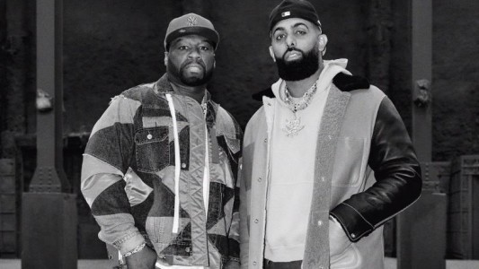 Eladio Carrión estrenó el videoclip de "Si salimos" junto al histórico rapero 50 Cent