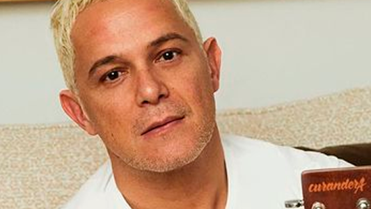 Preocupante mensaje Alejandro Sanz Estoy triste cansado veces no quiero estar