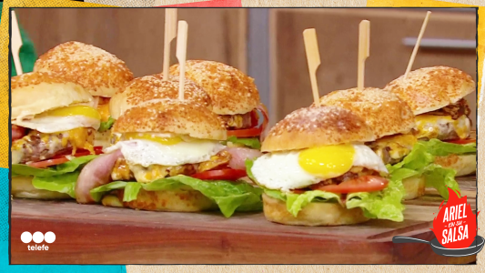 Receta de Hamburguesas con papas canadienses