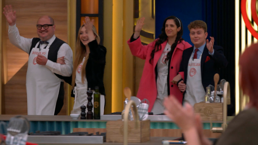 balcón vistió elegante para gala eliminación