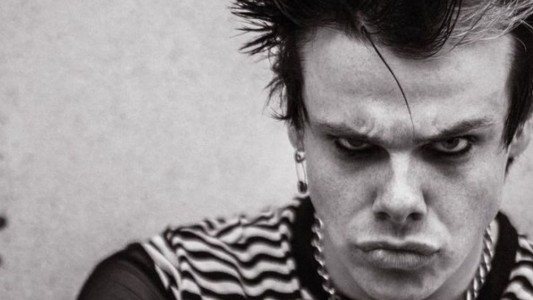Yungblud presentó "Lowlife": "La escribí porque no quería salir de casa, estaba harto de la gente"
