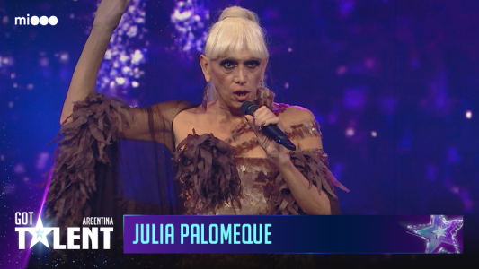 Julia Palomeque - Imitadora de Valeria Lynch