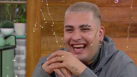 Por primera vez, Callejero Fino visita La Peña... ¡Y con su mamá!