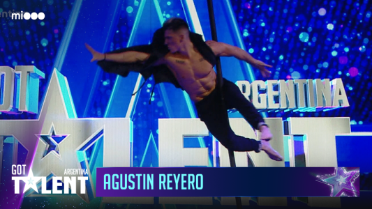 Agustin Reyero - Bailarin y acróbata