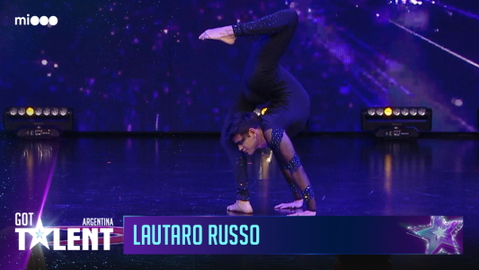 Lautaro Russo - Contorsionismo