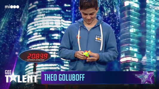 Theo Goluboff - Cubo rubik