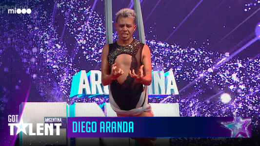 Diego Aranda - Bailarín y acróbata
